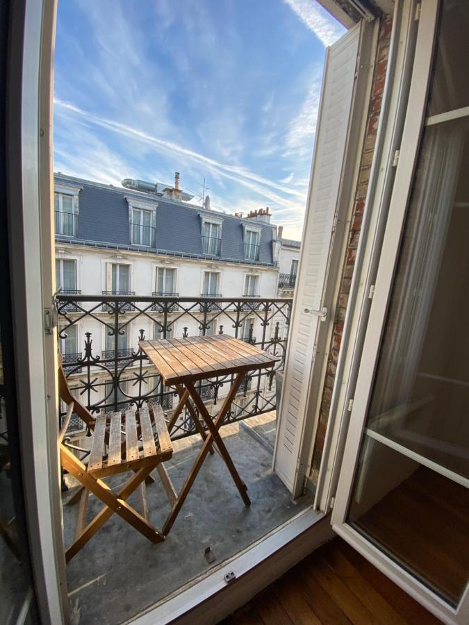 Tour Eiffel Volontaire Appartement Paris