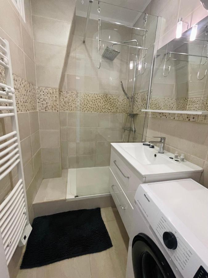 Tour Eiffel Volontaire Appartement Paris