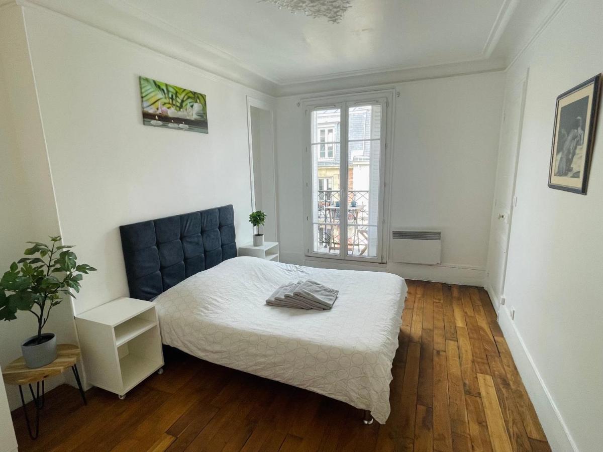 Tour Eiffel Volontaire Appartement Paris