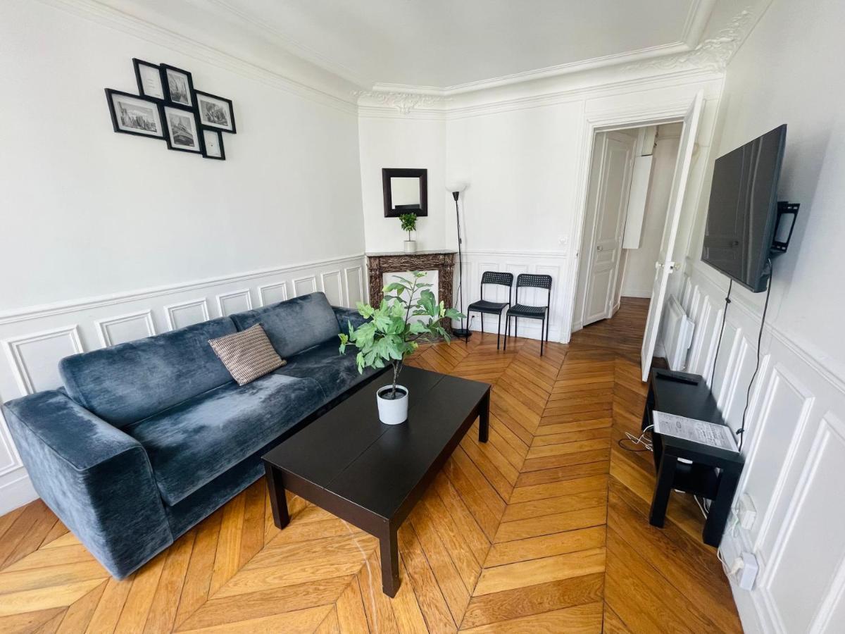 Appartement Tour Eiffel Volontaire *